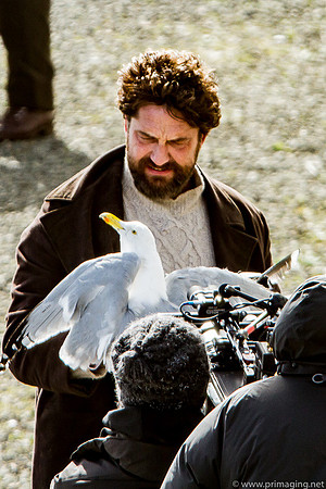 Gerard Butler on set